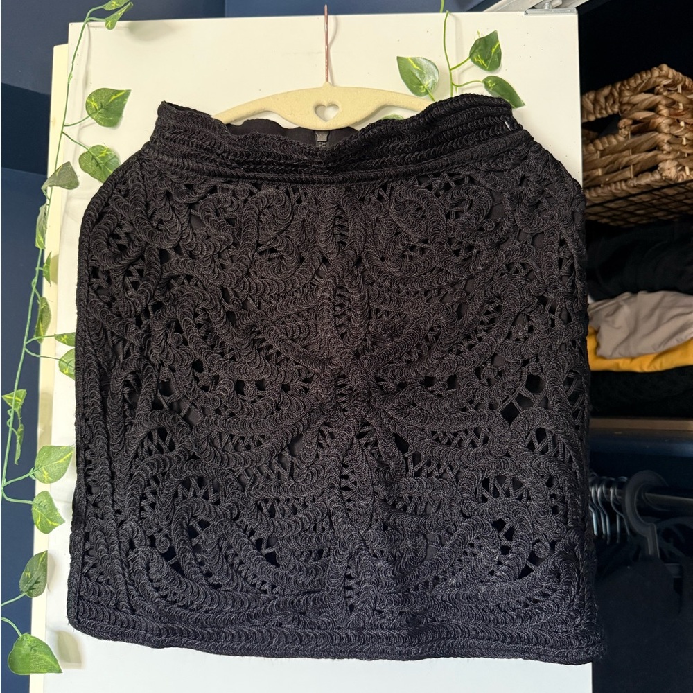 MAJE Elegant Black Lace Crochet mini Skirt Back zip high waist